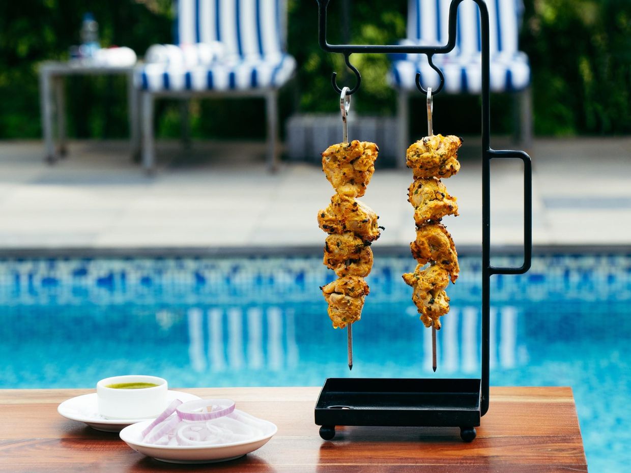 AM HOTEL KOLLECTION :DE GARLAND - 19