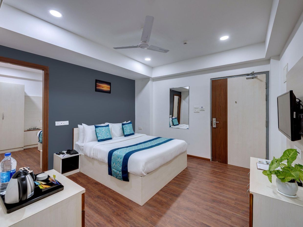 AM HOTEL KOLLECTION :DE GARLAND - 8