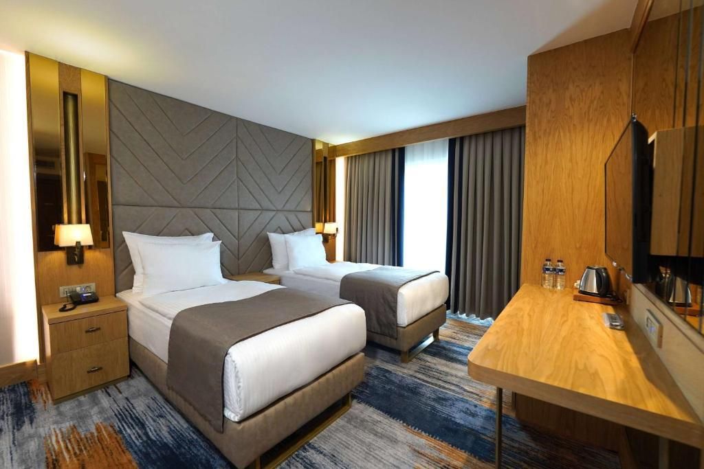 Days Inn By Wyndham Bomonti - 8