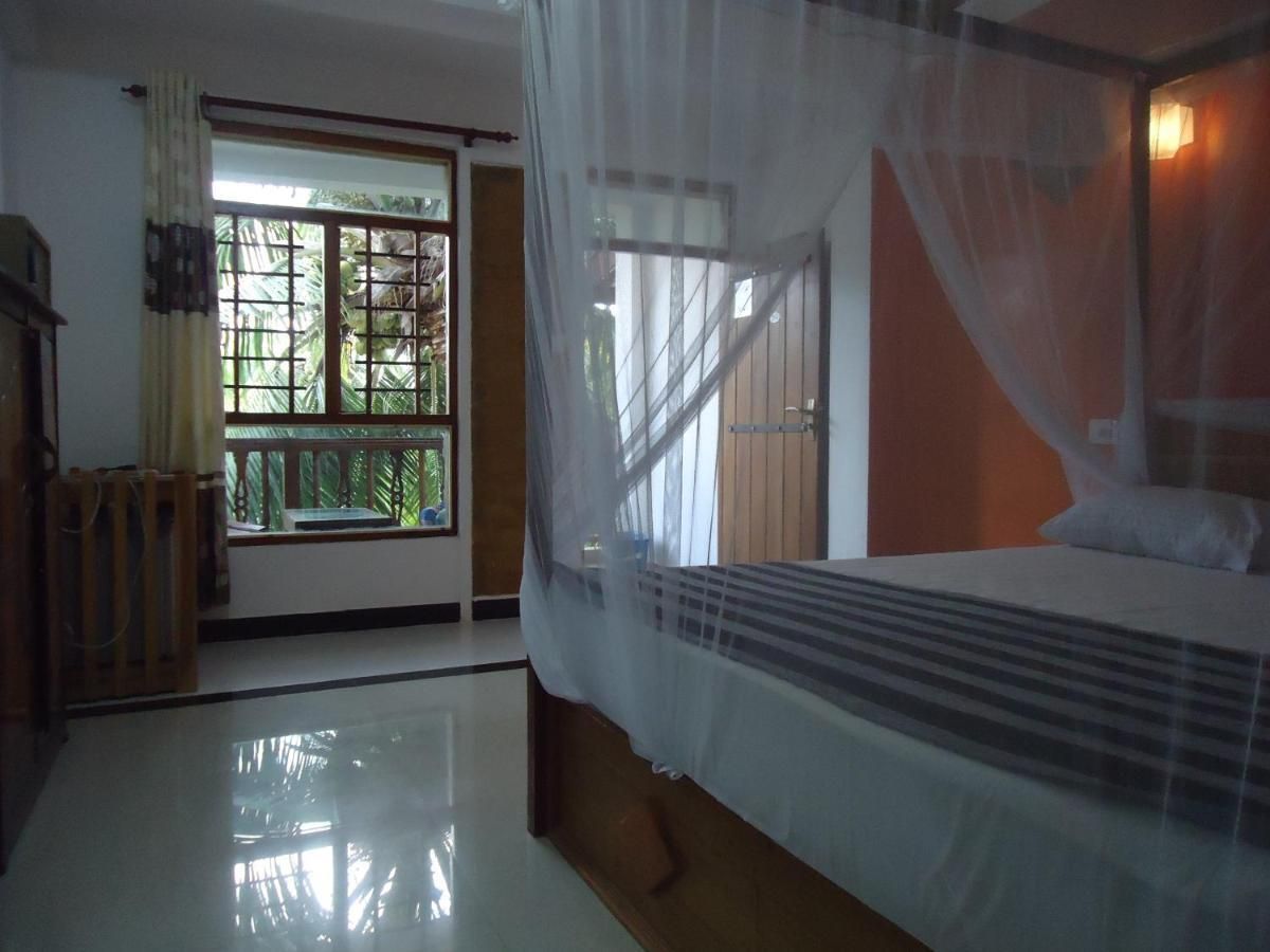 SKY GARDEN HOTEL - 13