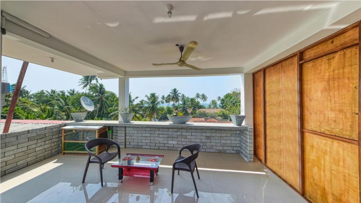 SKY GARDEN HOTEL - 19