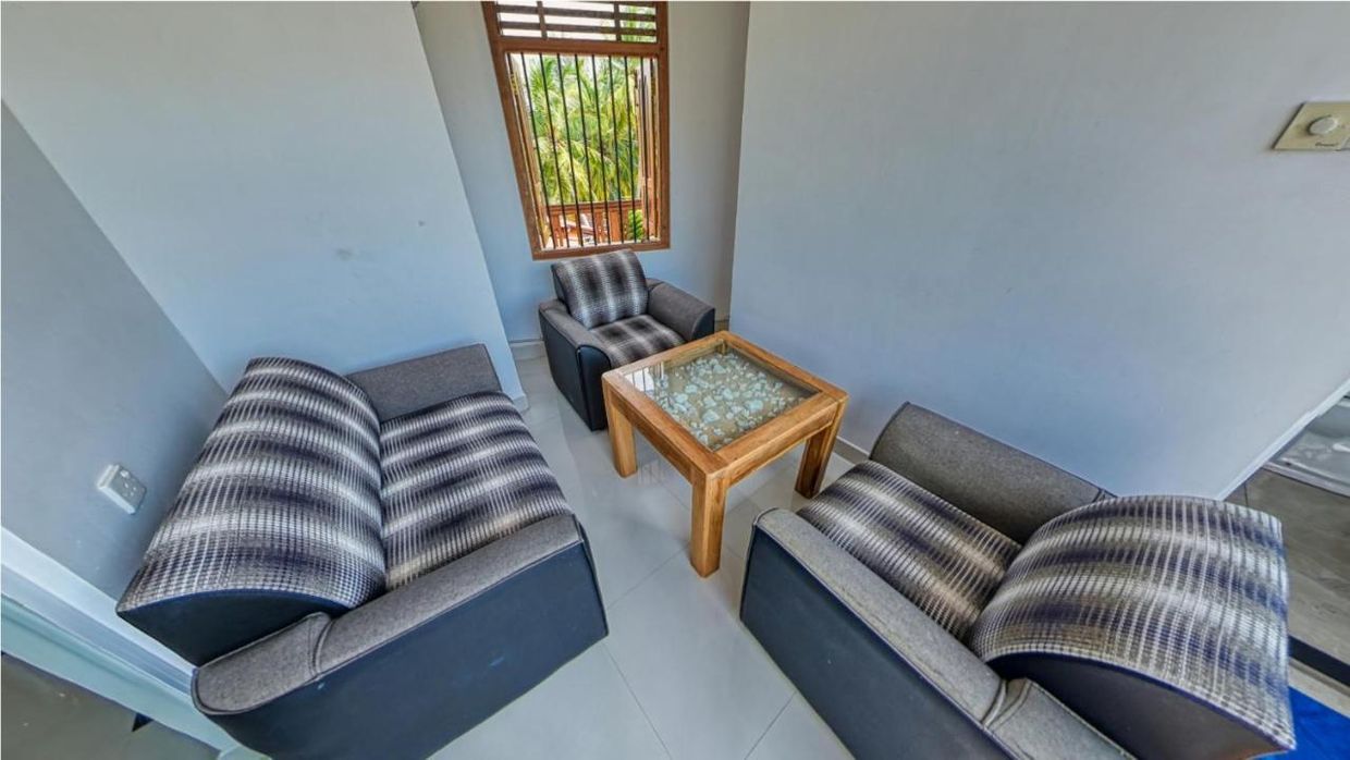 SKY GARDEN HOTEL - 22