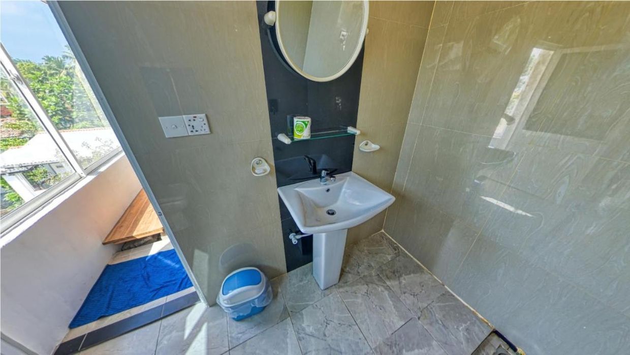 SKY GARDEN HOTEL - 24