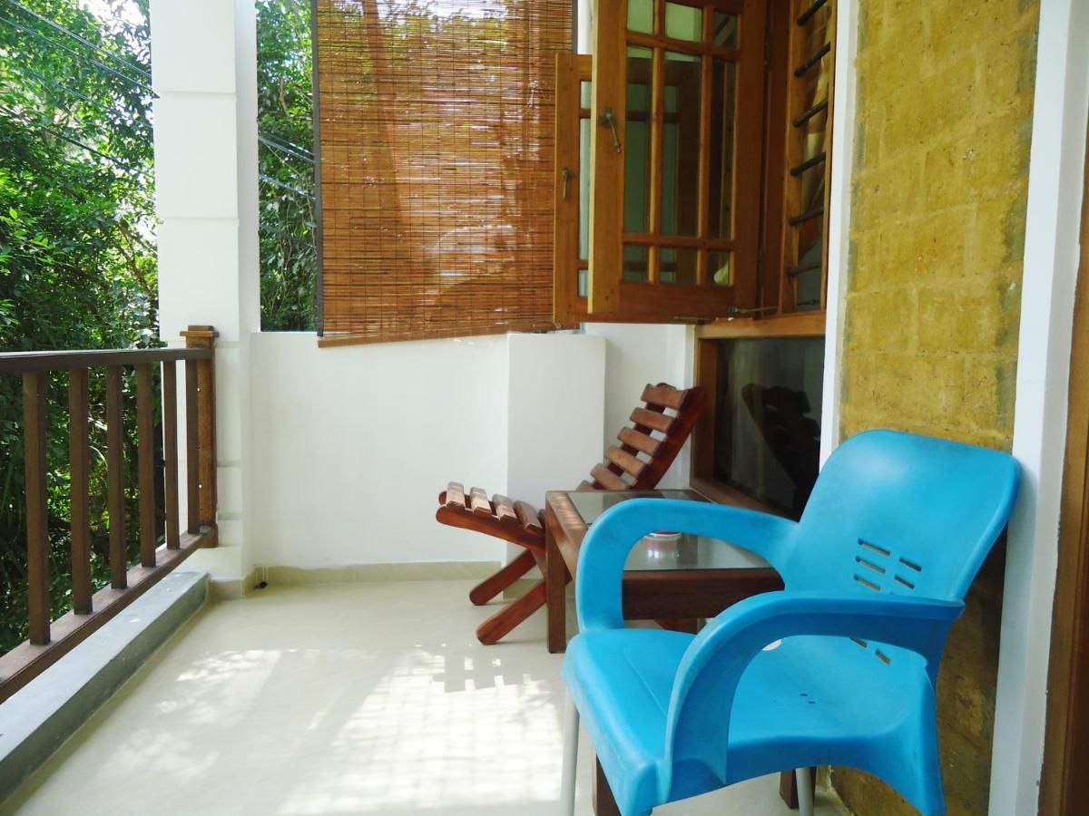 SKY GARDEN HOTEL - 31