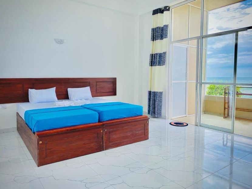 SEVENRA GRAND BEACH HOTEL (AMBALANGODA) - 4