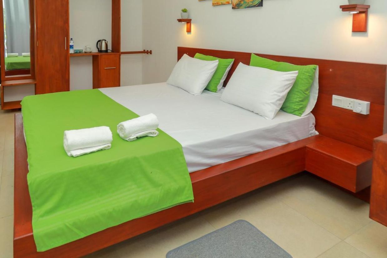 TRAVELLERS HOTEL HIKKADUWA - 5