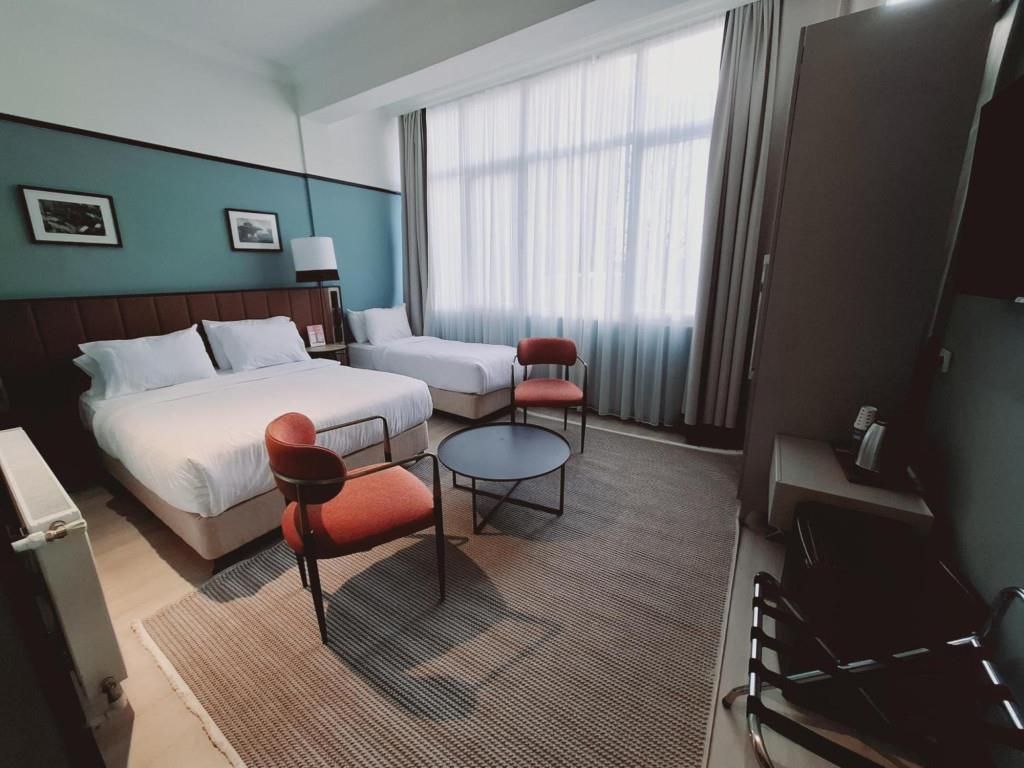 EA Exclusive Hotel - 16
