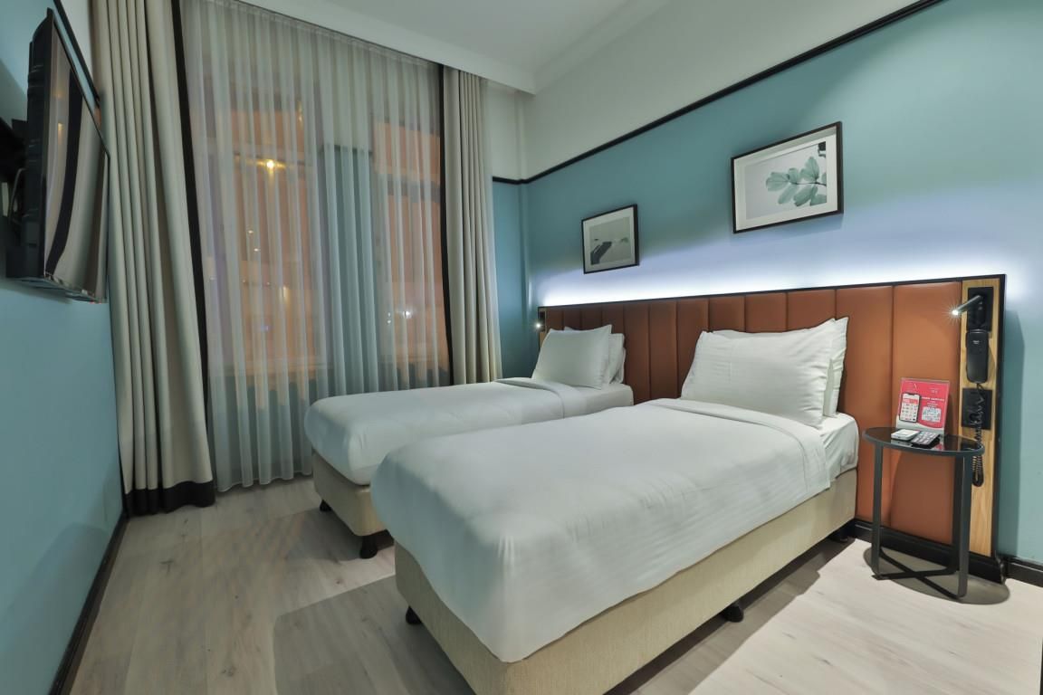 EA Exclusive Hotel - 17