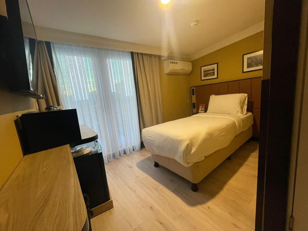 EA Exclusive Hotel - 23