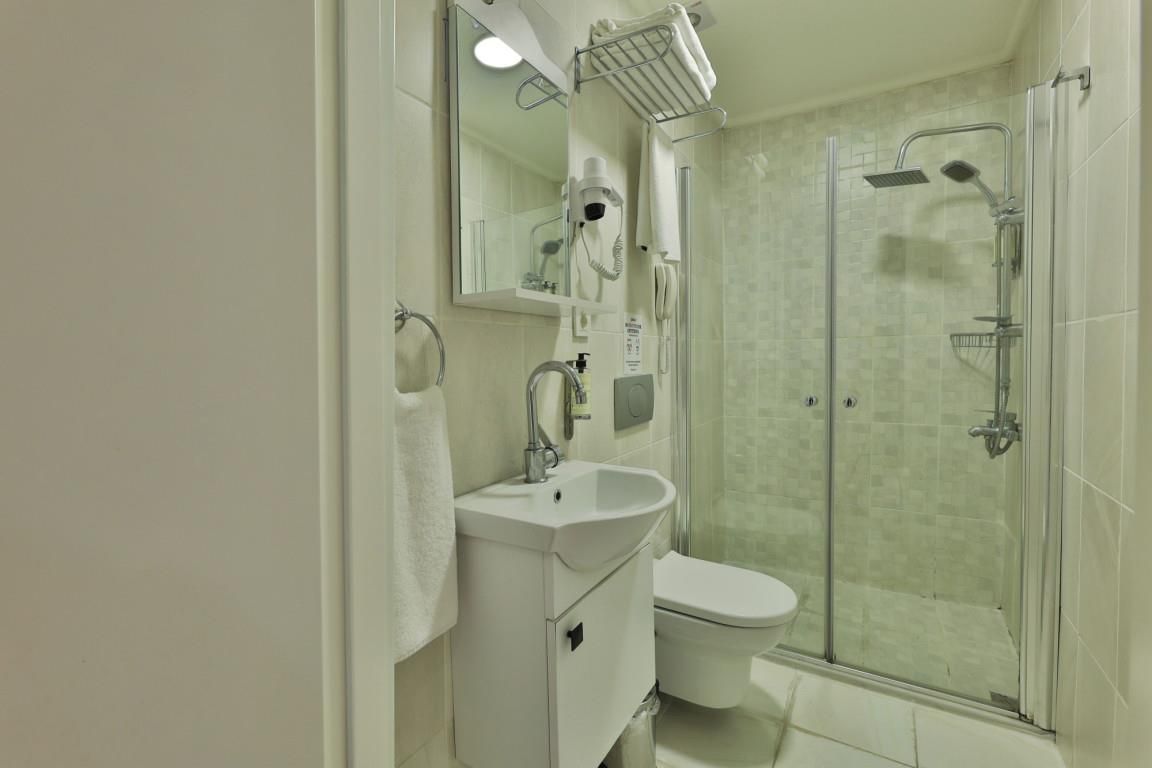 EA Exclusive Hotel - 5