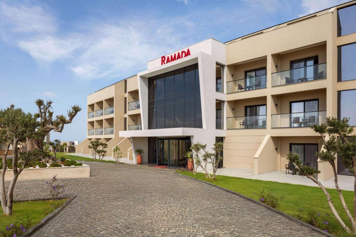 Ramada by Wyndham Cesme - 1