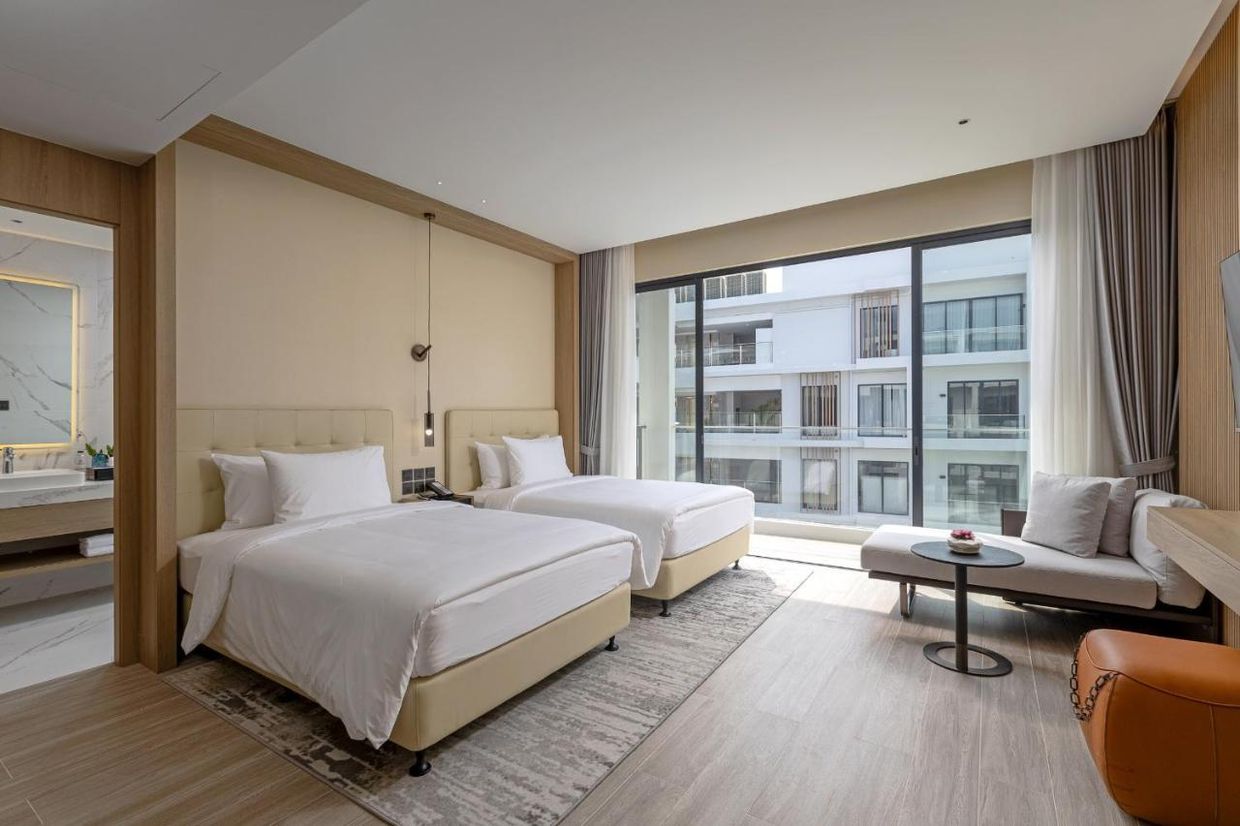 LAYA RESORT PHUKET - 8