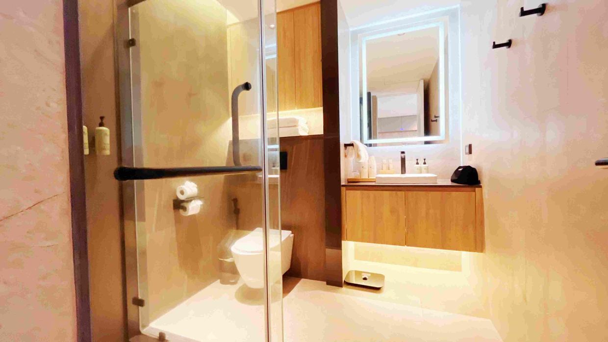 LA GREEN HOTEL & RESIDENCE - 16