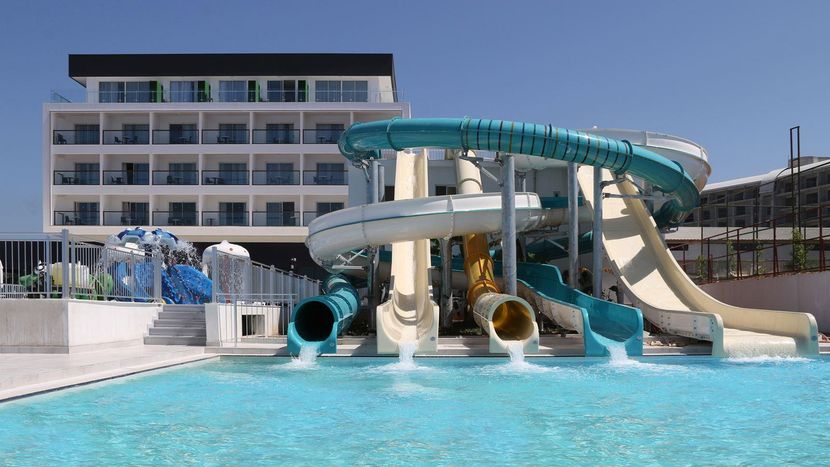 Lonicera West Hotel - 1