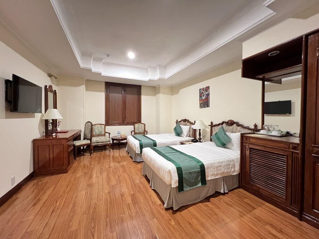 RIVERSIDE HOTEL SAIGON - 23