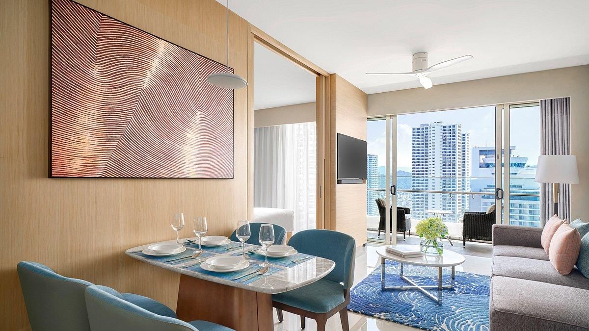 INTERCONTINENTAL RESIDENCES - 60