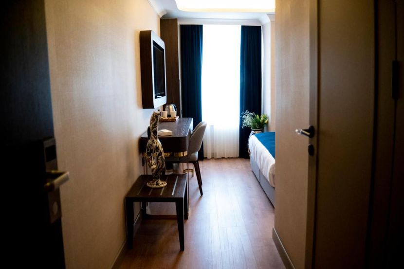 Nevi Hotel - 3