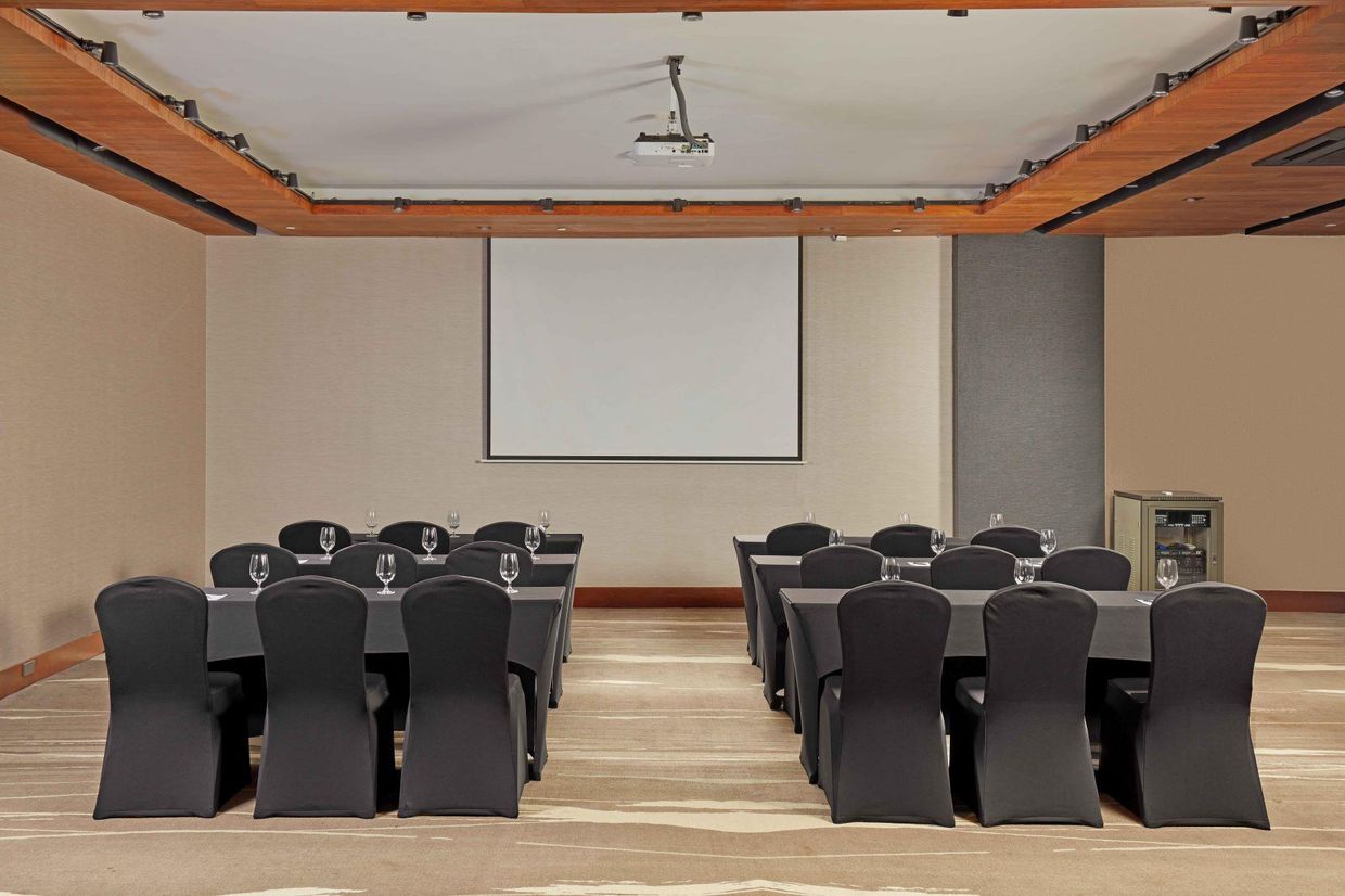 THE REEF ISLAND RESORT MACTAN - 20