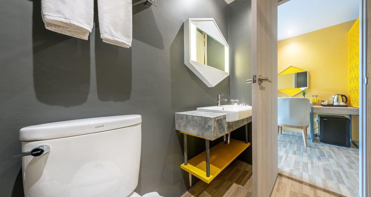 BEEHIVE BOUTIQUE PHUKET HOTEL - 25