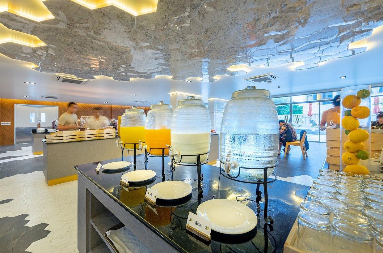 BEEHIVE BOUTIQUE PHUKET HOTEL - 36