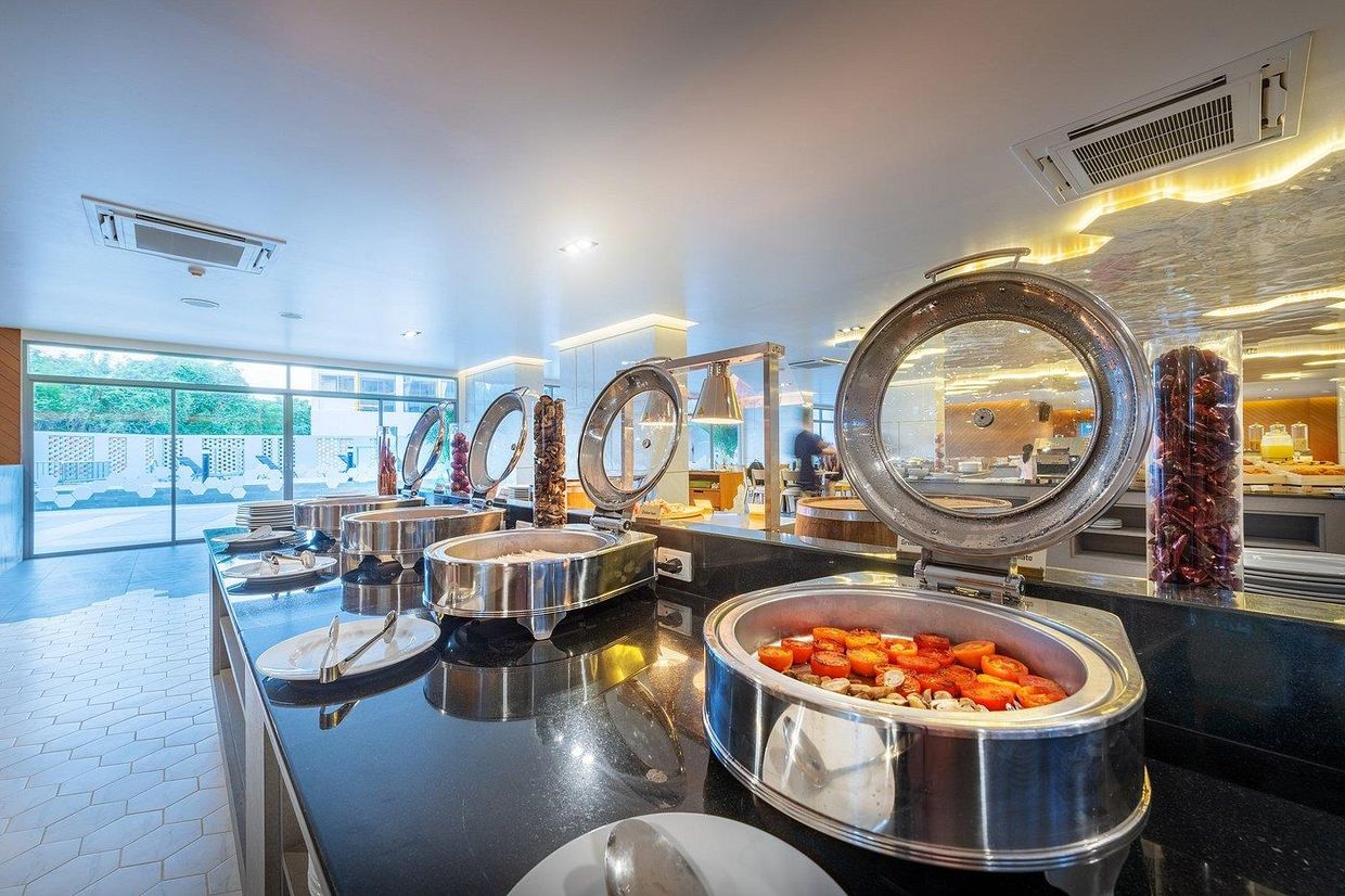 BEEHIVE BOUTIQUE PHUKET HOTEL - 38