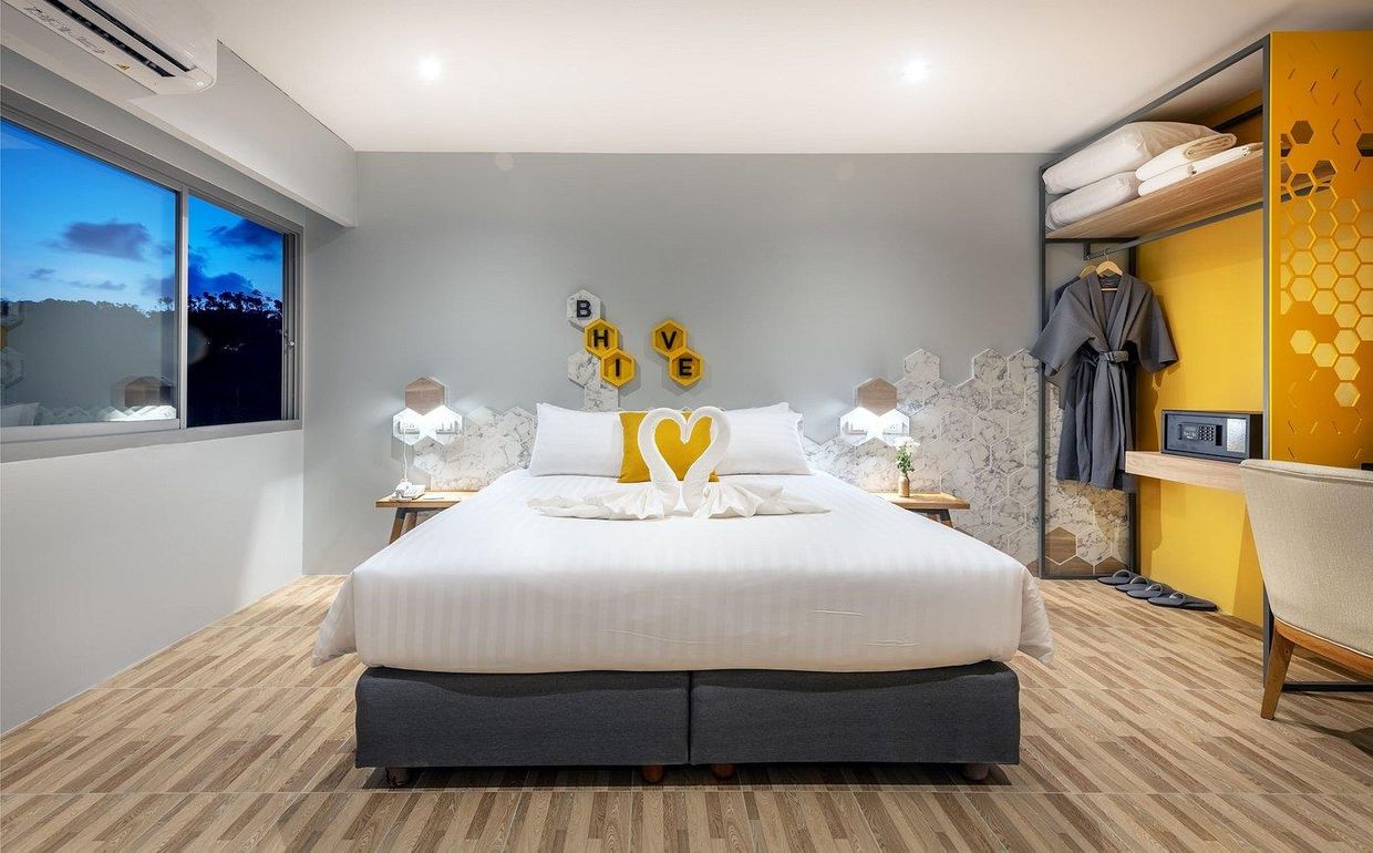 BEEHIVE BOUTIQUE PHUKET HOTEL - 10