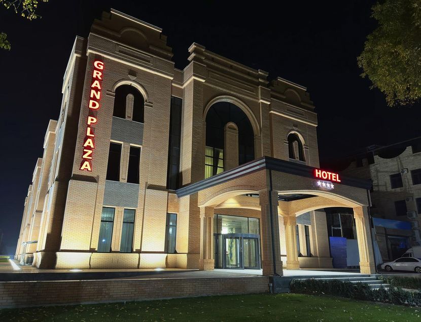 REIKARTZ GRAND PLAZA - 3