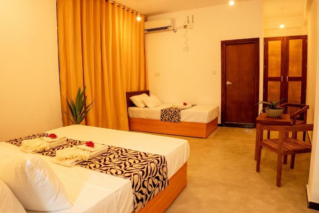 TEVINS PLACE HOTEL - 11