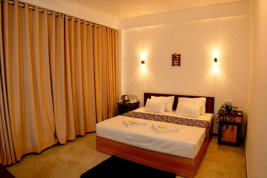 TEVINS PLACE HOTEL - 12