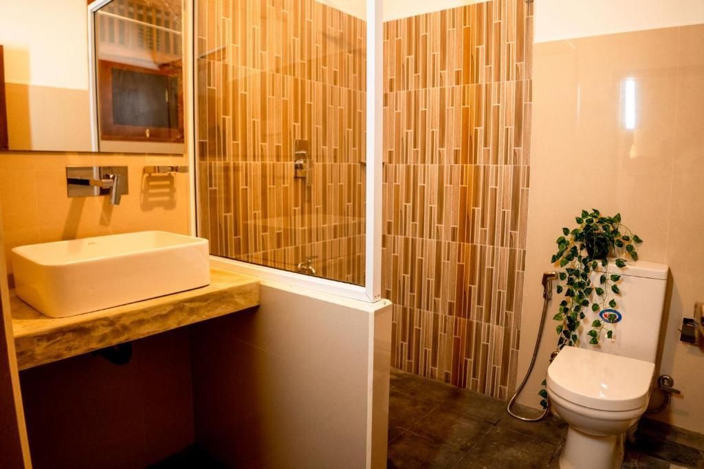 TEVINS PLACE HOTEL - 25