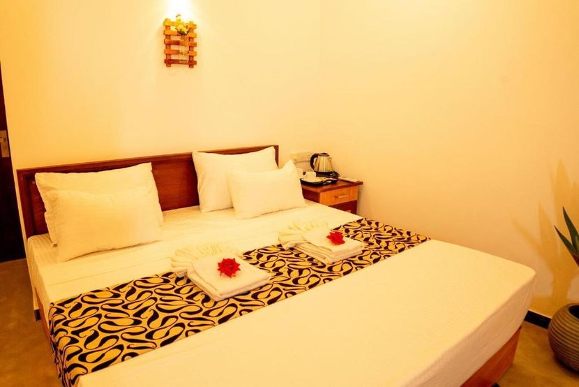 TEVINS PLACE HOTEL - 6