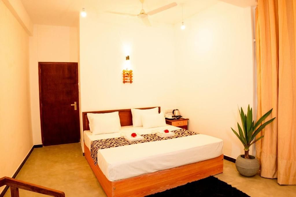 TEVINS PLACE HOTEL - 7