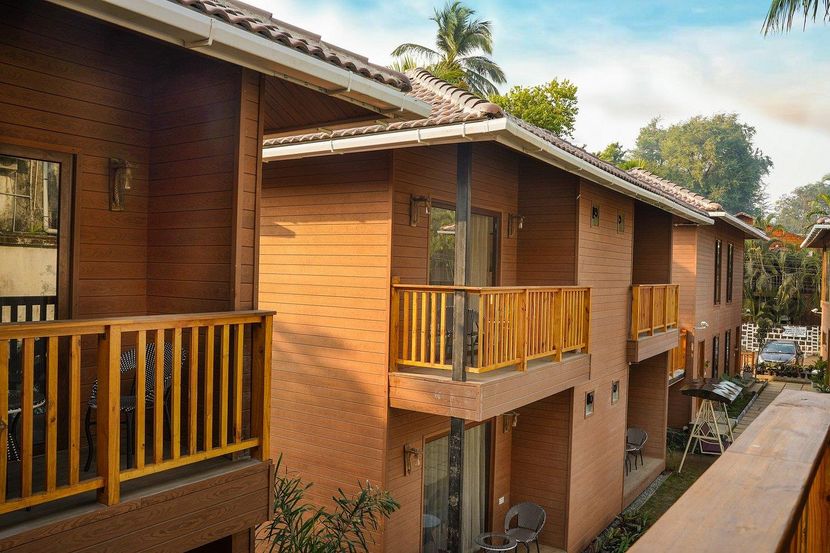 TREEHOUSE MARS BEACH COTTAGES  - 5