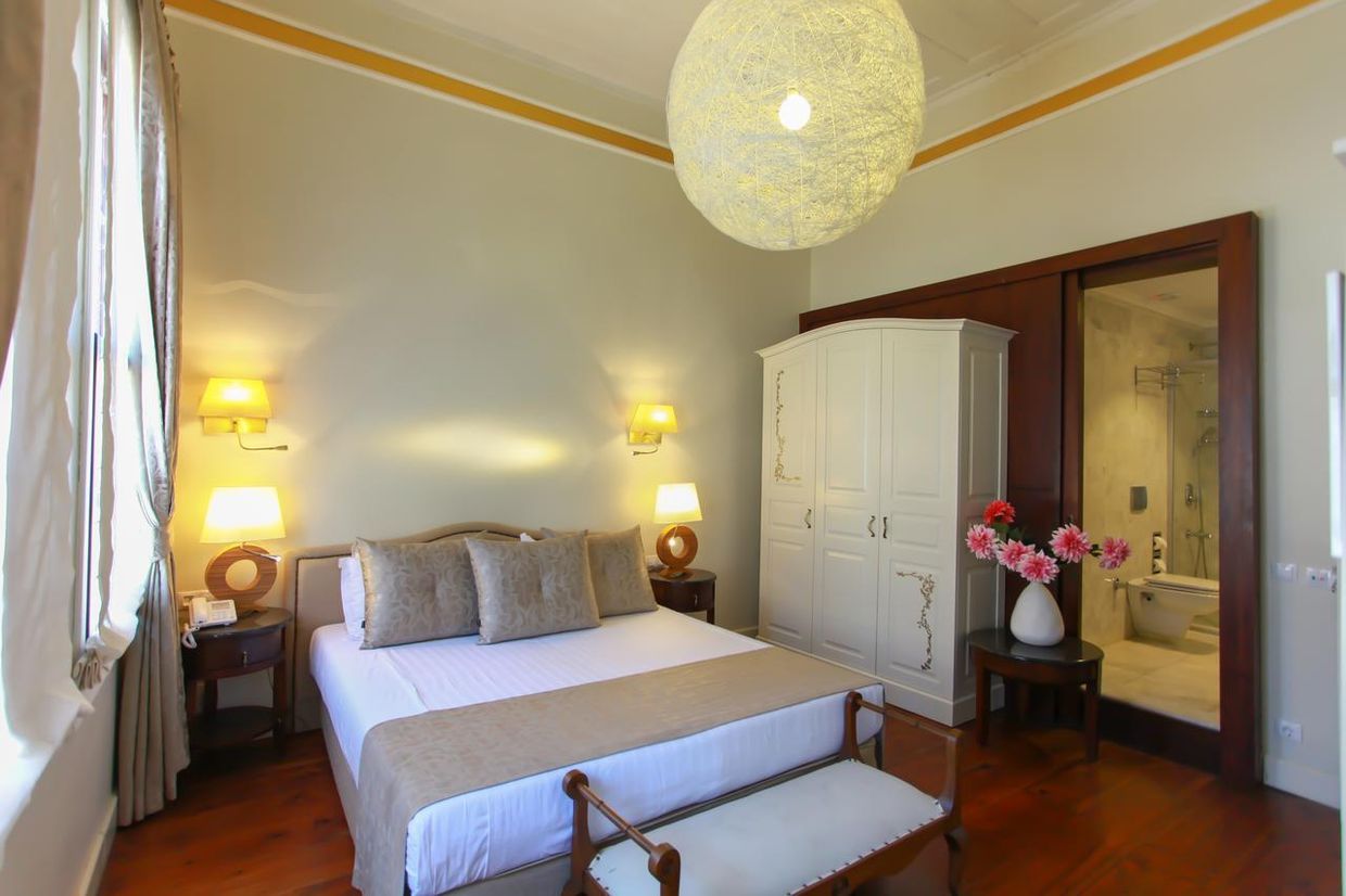 Gazetta Suite - 21