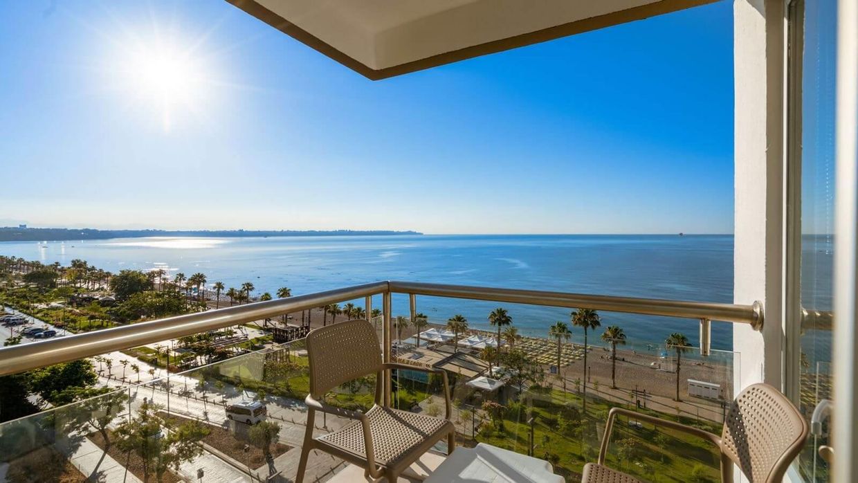 Pearly Hotel Special Class - 20