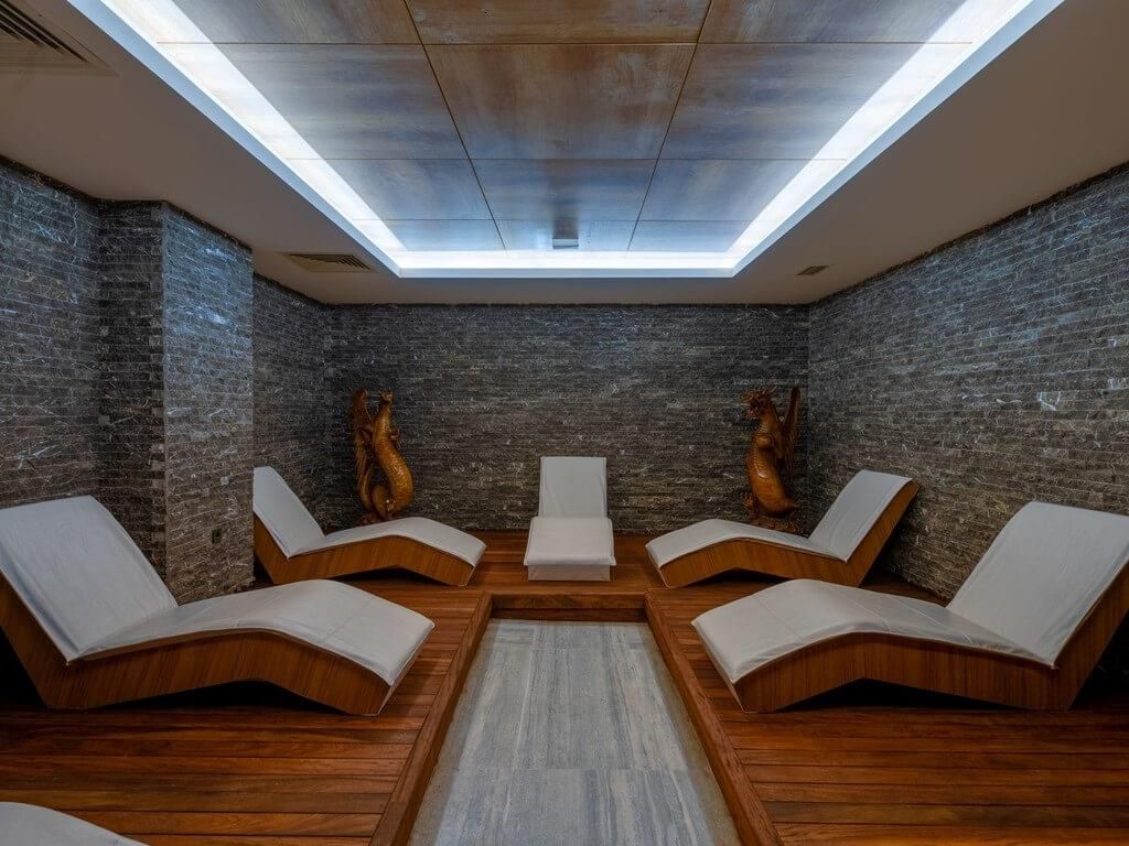 Pearly Hotel Special Class - 10