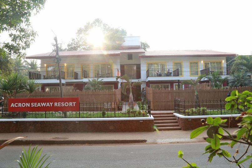 ACRON SEAWAY RESORT - 1