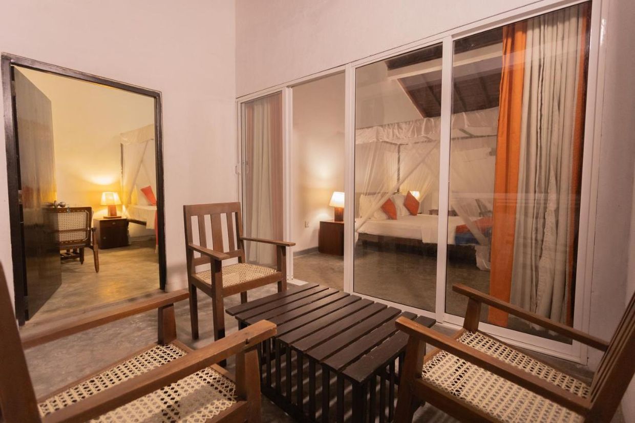 HOTEL ZELIAN SUNSET POINT - 13