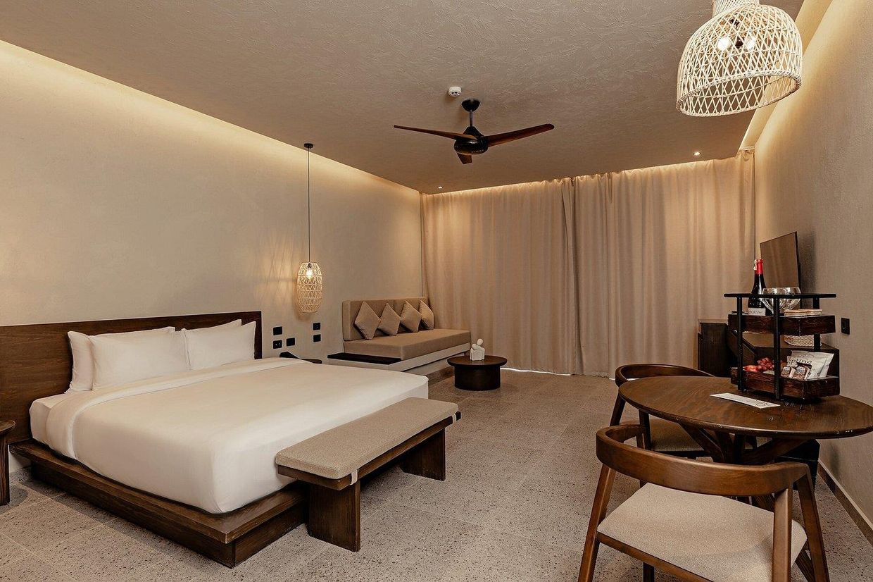 SENTIDO NAGA BAY - 18