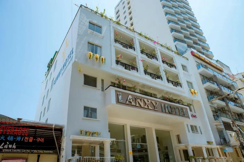 LANXY  - 1