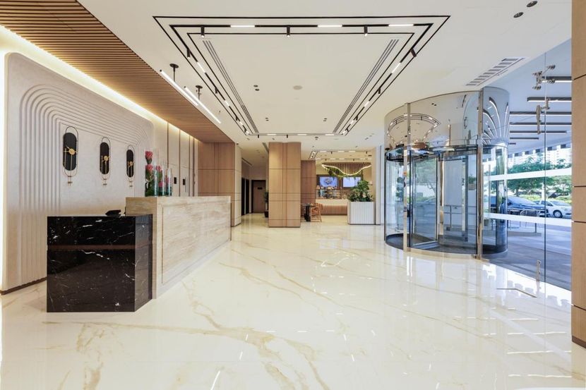 HOLIDAY INN DUBAI VILLAGE CIRCLE (ex. AVALON HOTEL DUBAI JUMEIRAH VILLAGE CIRCLE) - 1
