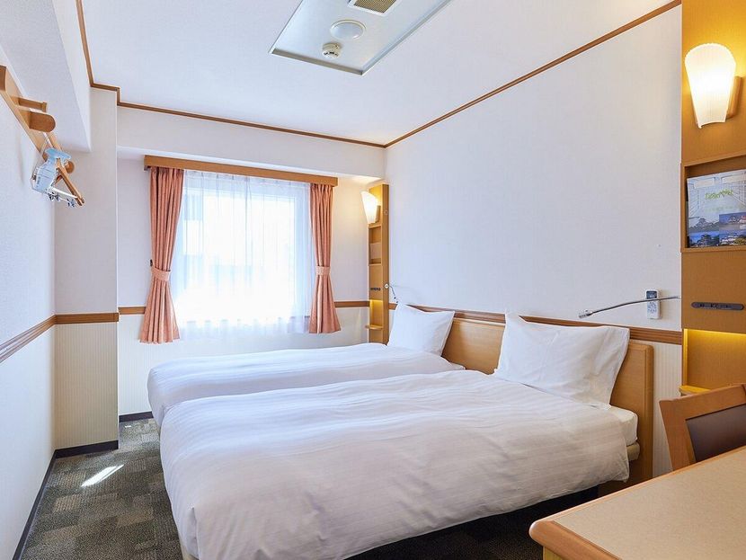 TOYOKO INN NIHOMBASHI NINGYO-CHO - 4