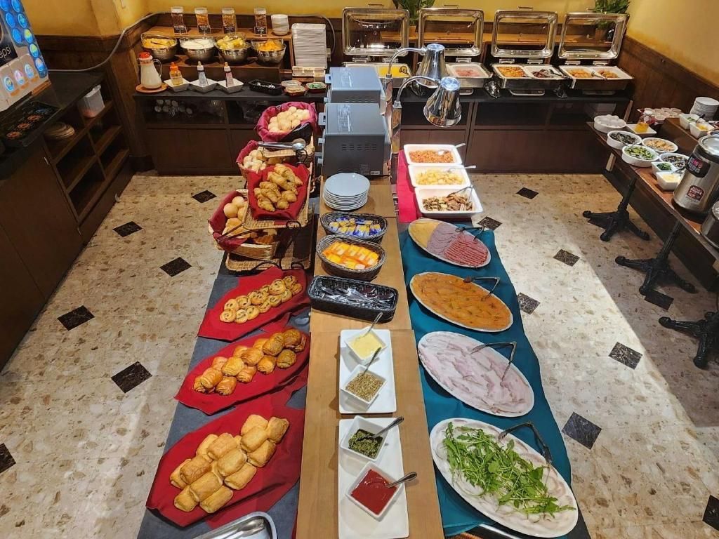 APA HOTEL NISHI SHINJUKU GOCHOME EKI TOWER - 9