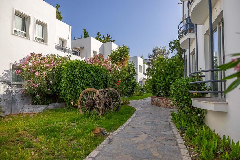 Ladonia Hotels Leo Beach Resort (only adults 16+) (ex. Leo Beach Hotel) - 1