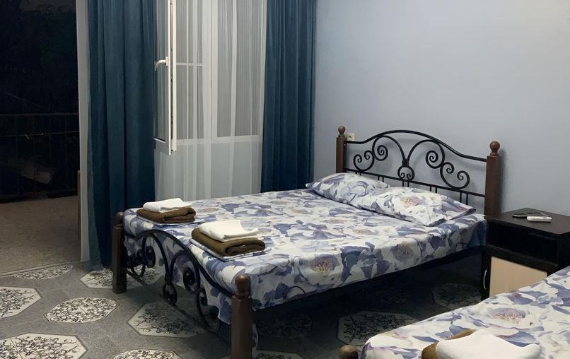 ДОМИК У СВЕТЛАНЫ, гостевой дом эконом - 4