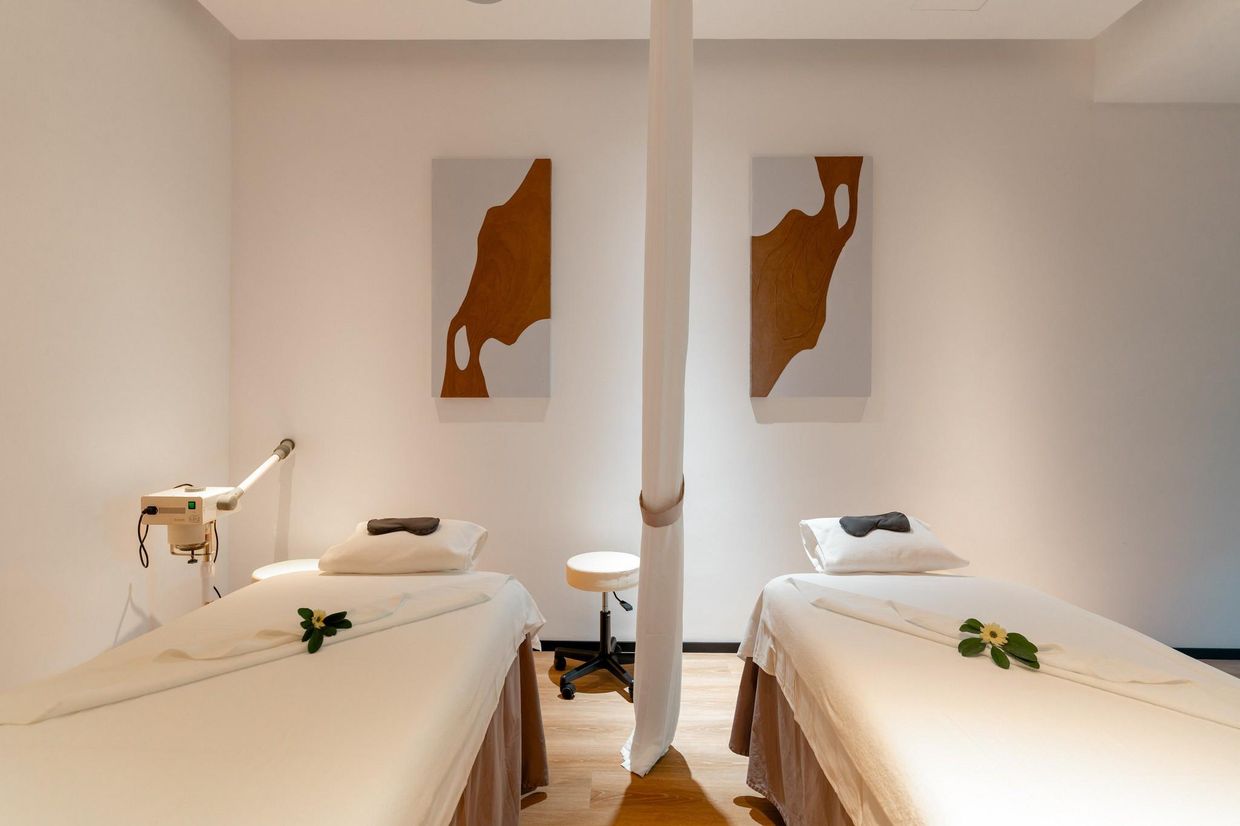 LAYA SUITES & RESIDENCES - 17