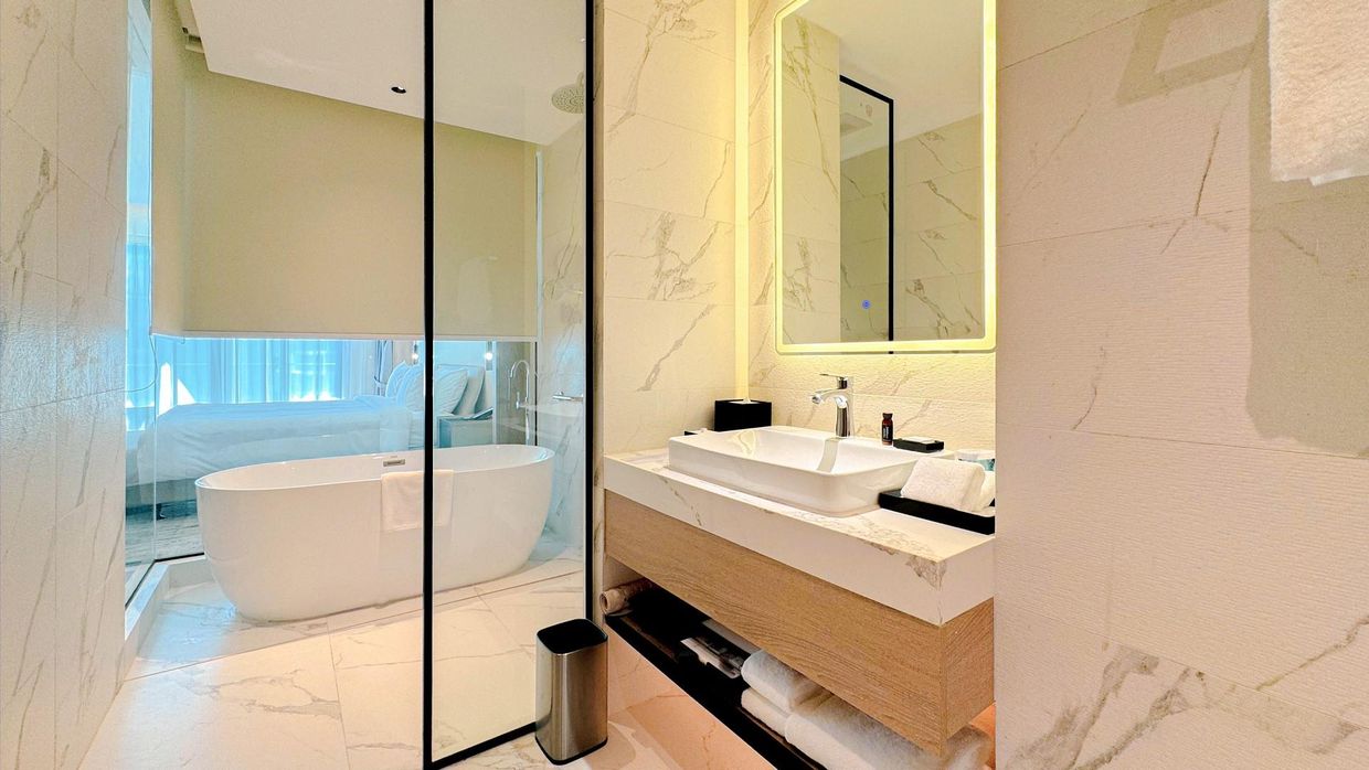 LAYA SUITES & RESIDENCES - 22