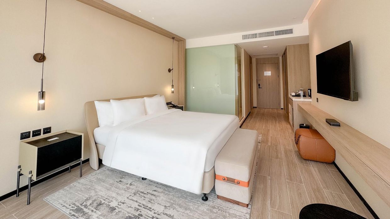 LAYA SUITES & RESIDENCES - 23