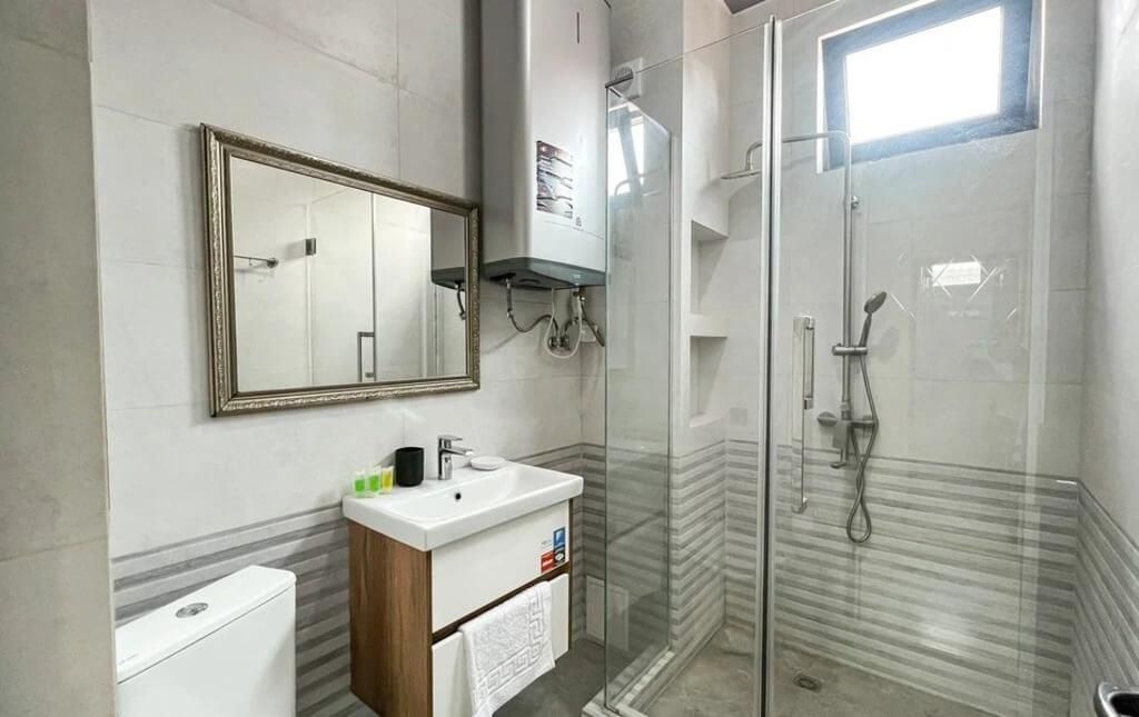 ЛАКАА, отель эконом - 8