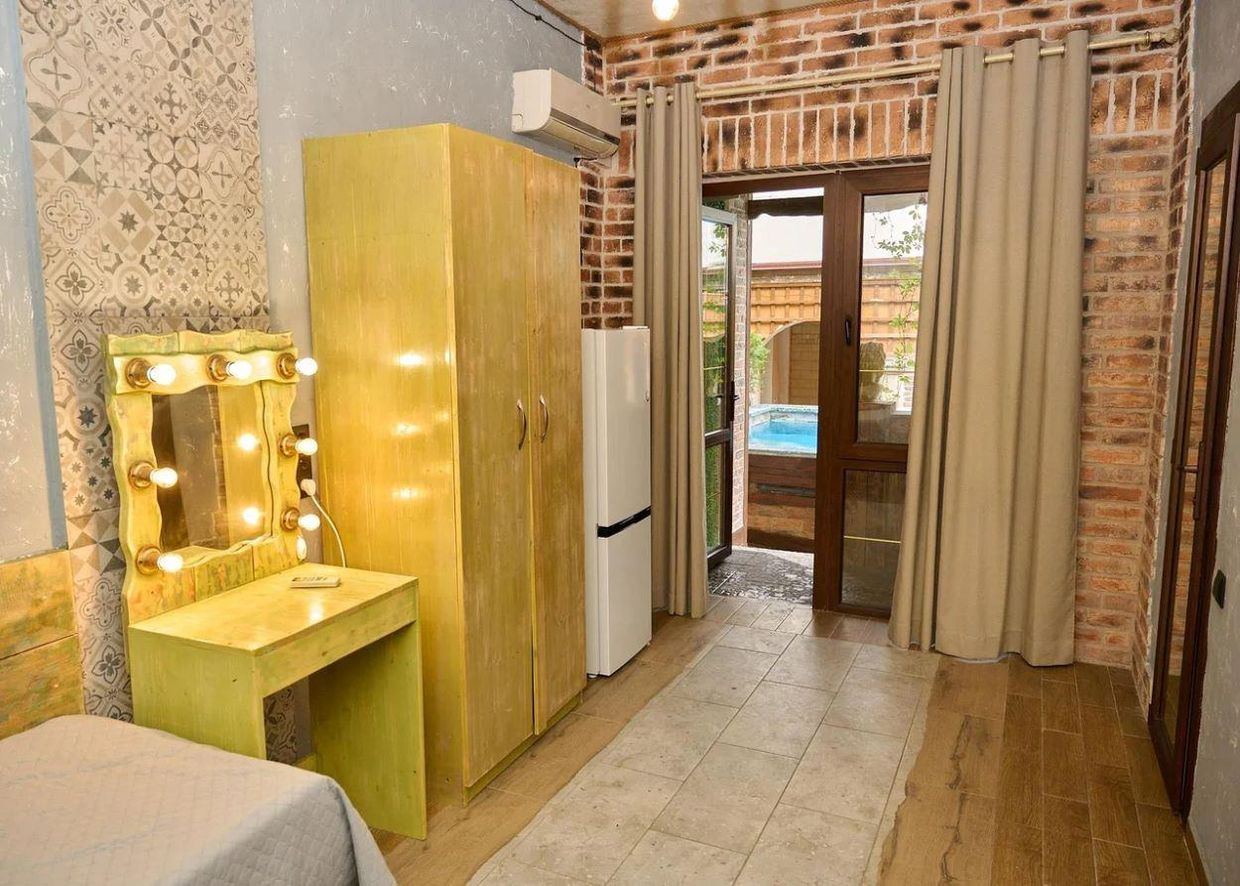 НА КИЕВСКОЙ, гостевой дом - 8